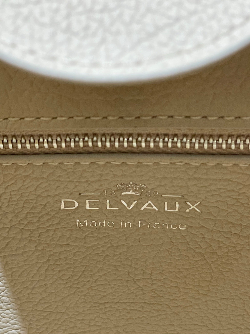 Delvaux Brillant Tempo Large (GM)  Allure Calfskin (Ivory / Off-White)
