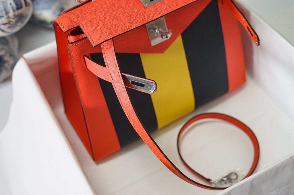 Hermes Limited Edition Kelly 28cm Lettre M Epsom PHW