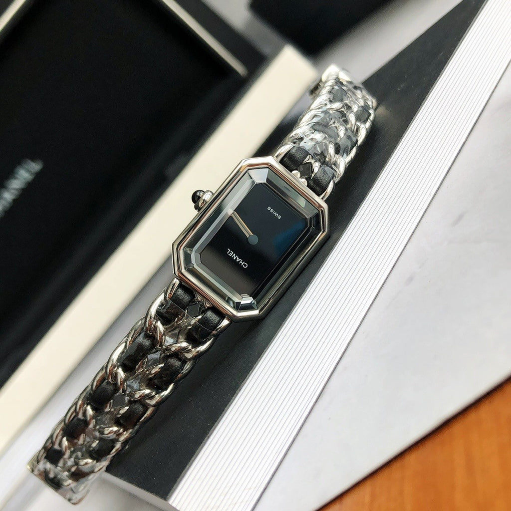 Chanel Pre-Owned 1990s Silver pre-owned Première Rock Quartz