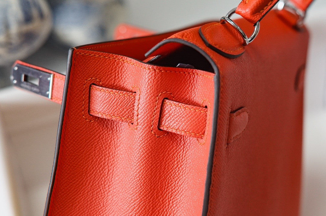 Hermes Limited Edition Kelly 28cm Lettre M Epsom PHW