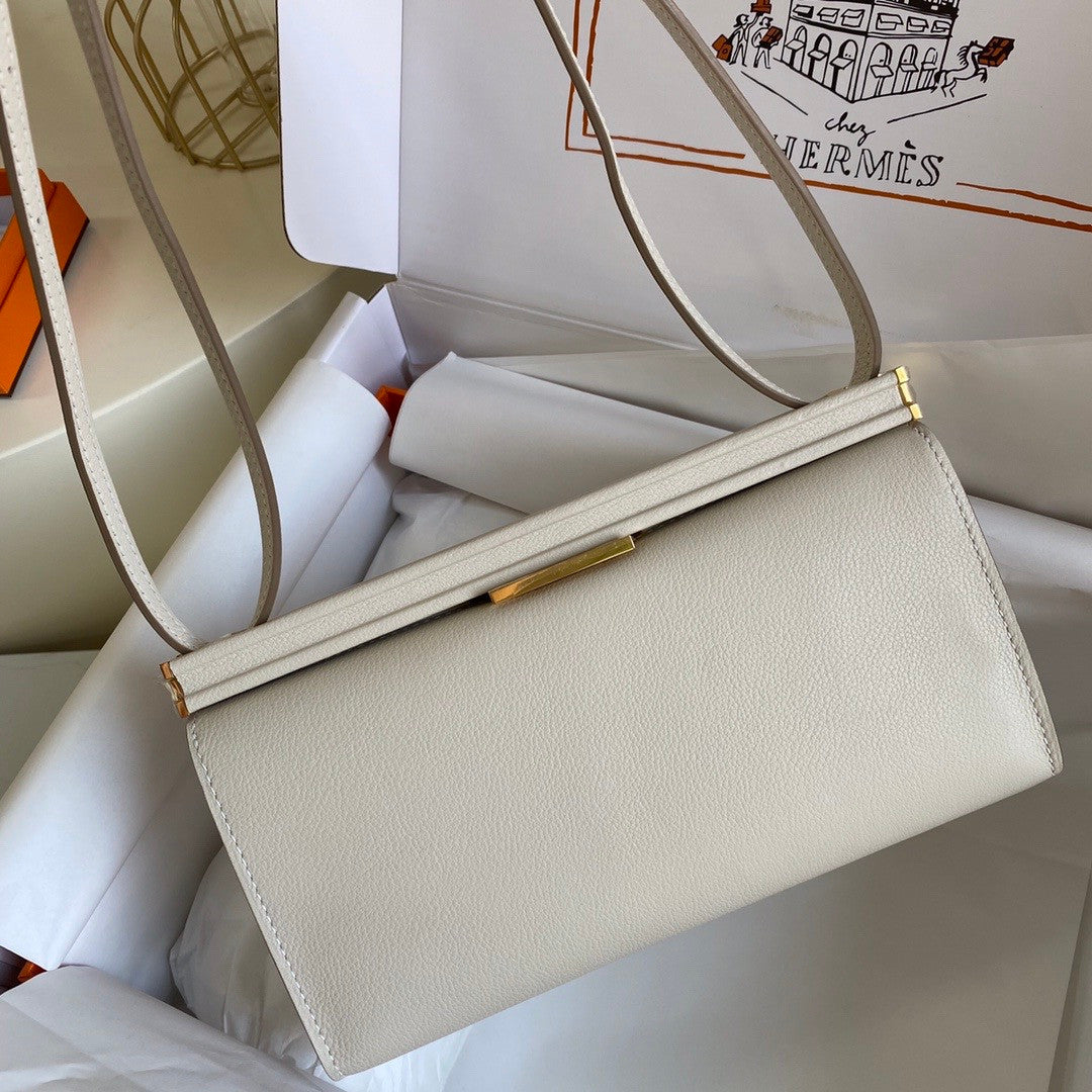Hermes Clic-H 21 bag Craie Evercolor calfskin  with Gold hardwares