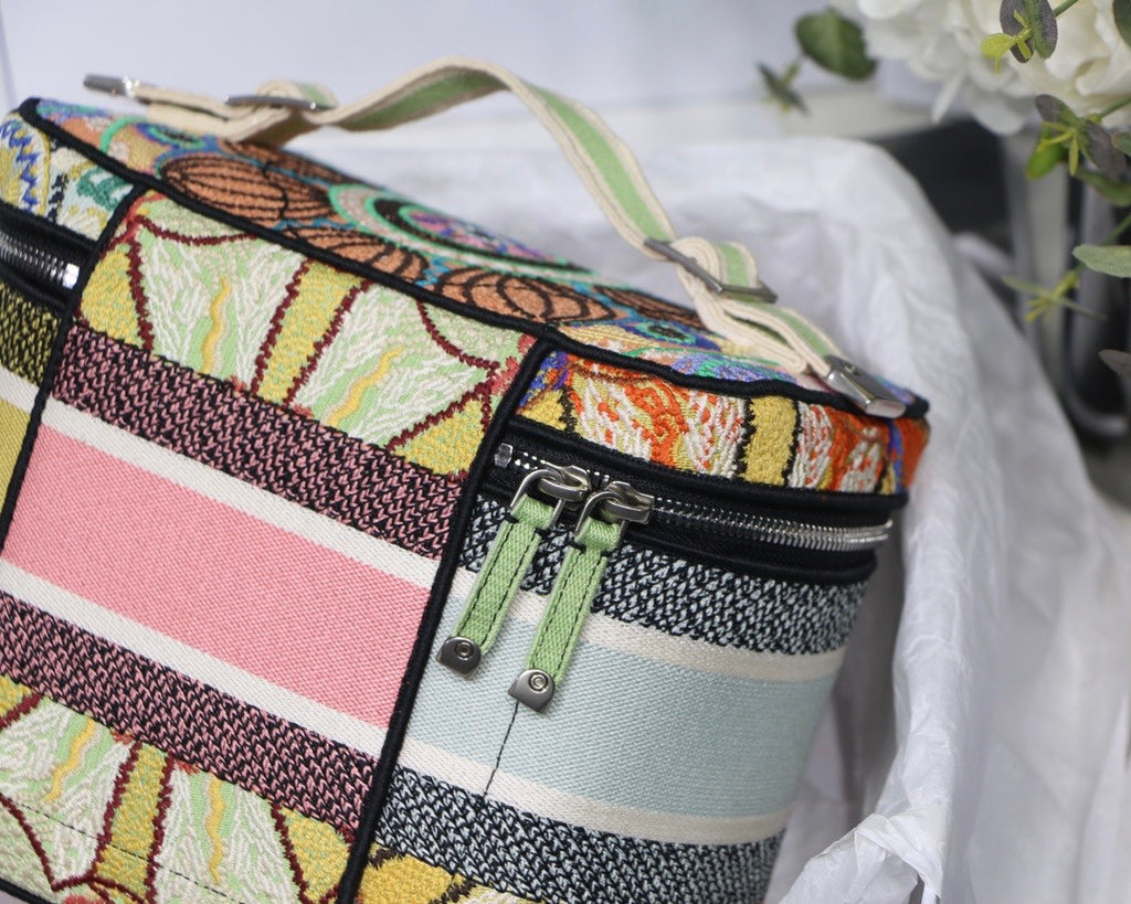Christian Dior DIORTRAVEL VANITY CASE
