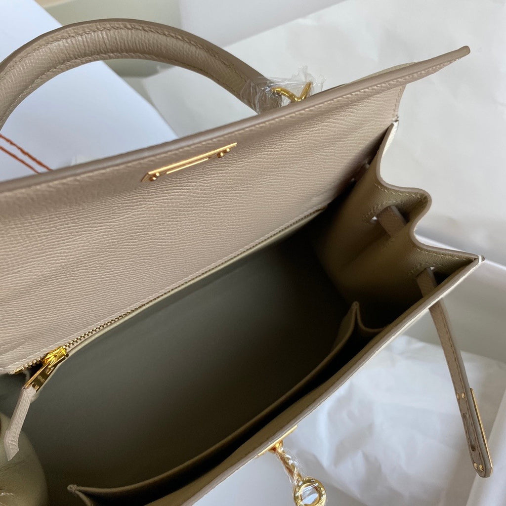 Hermes Special Order Craie/ S2 Trench Kelly 25 cm Epsom Gold  Hardware