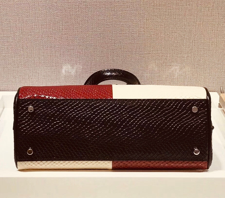 Gucci Zumi python medium top handle bag