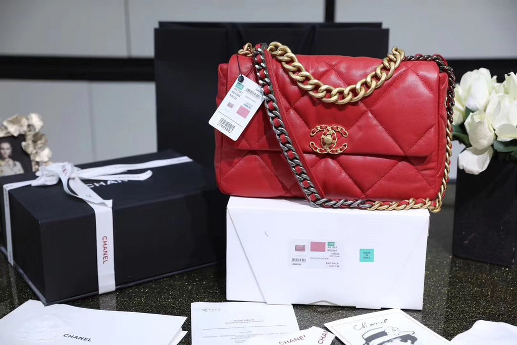 CHANEL 19 Large Flap Bag Red