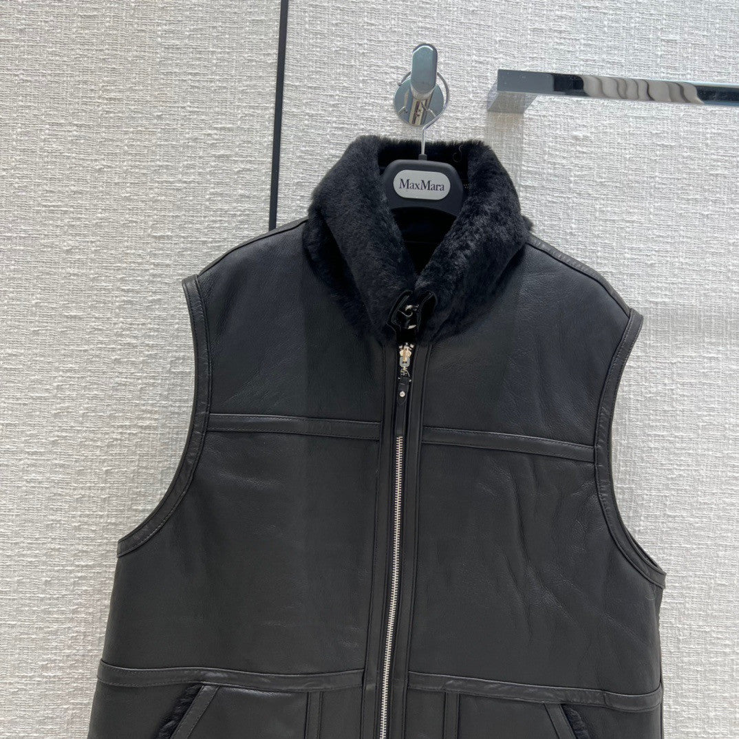 Hermès Reversible long leather vest