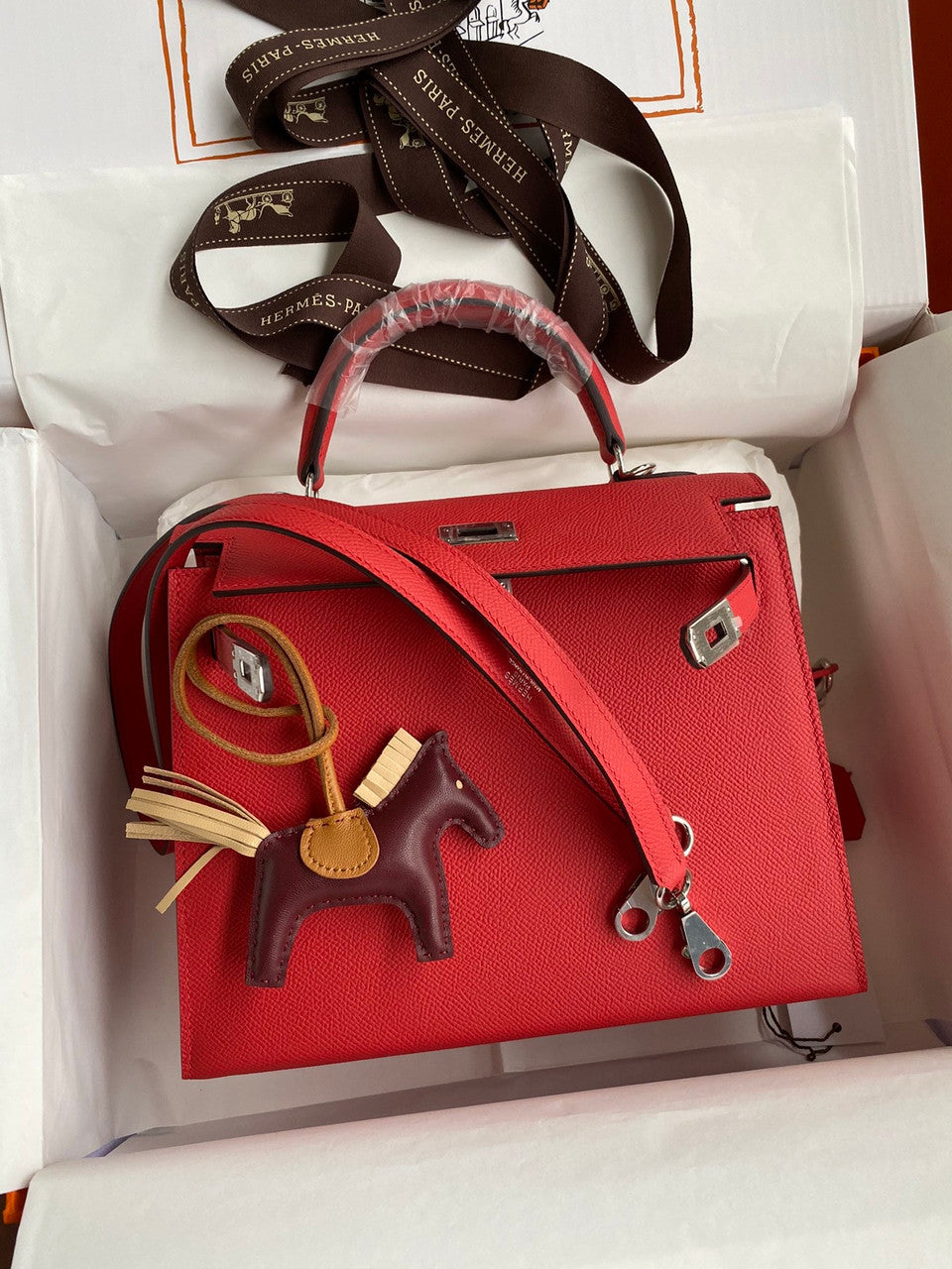 HERMES KELLY 28 SELLIER RED EPSOM PALLADIUM HARDWARE