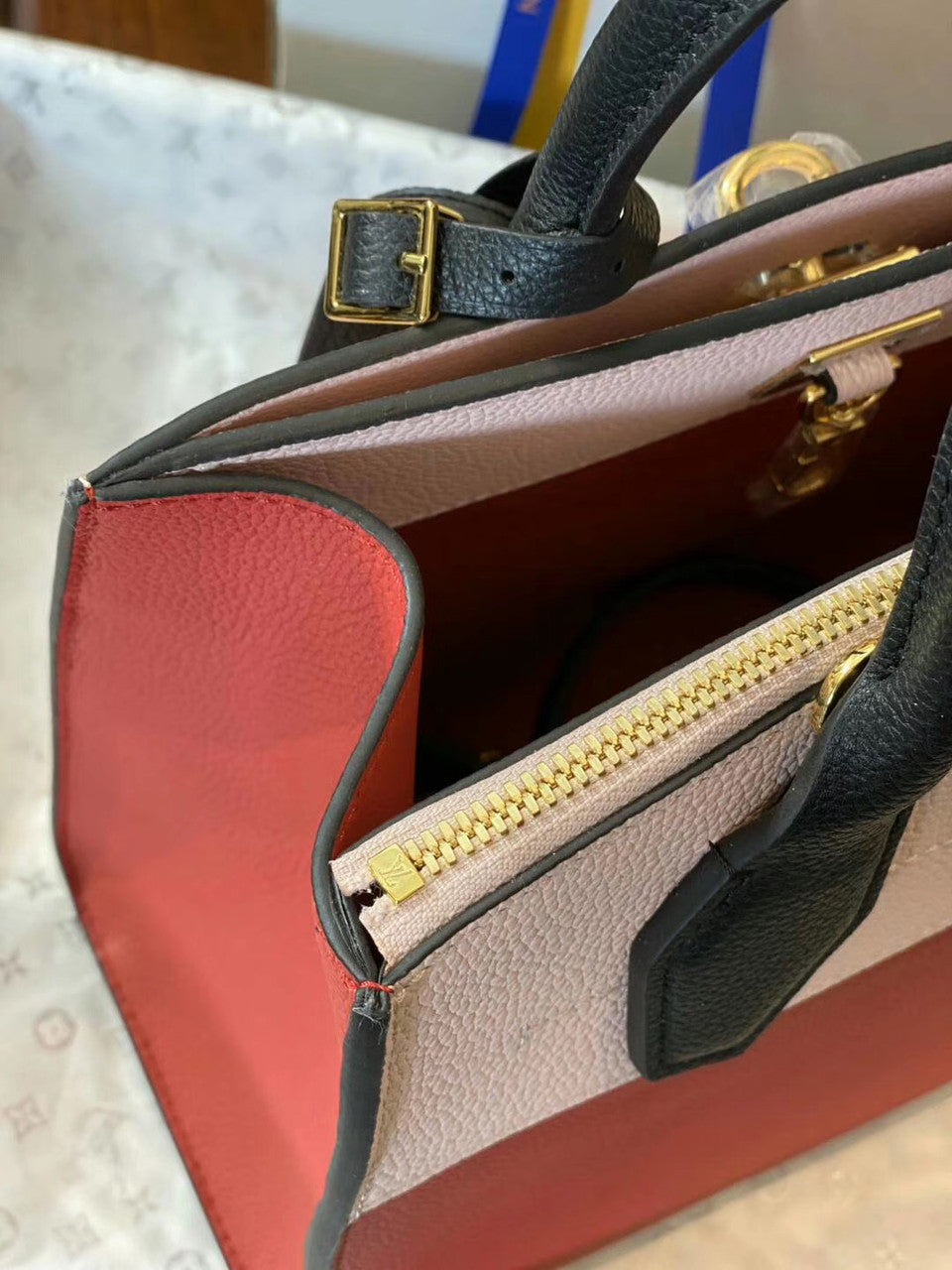 Louis Vuitton M53321 City Steamer PM