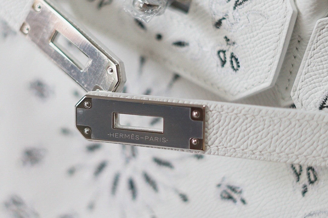 Hermes x Jay Ahr Special Edition custom-embroidering  White Birkin Bag 30cm Epsom Leather Palladium Hardware [Carry by Kylie Jenner, Cardi B]