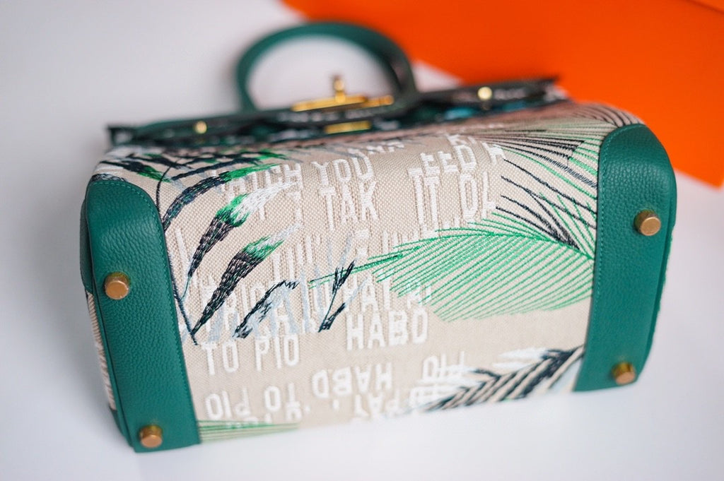 [Online Exclusive] Hermes Singapore Limited Edition Embroidered Birkin 30 Bag Green