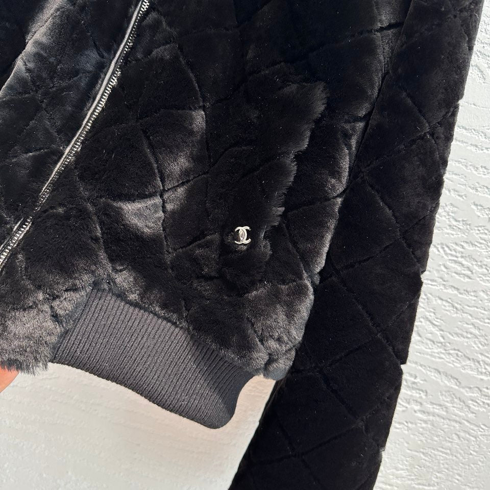 Chanel Shearling Bomber Jacket with Diamond Quilting and CC Logo — Fall/Winter 2026-2027 Chanel