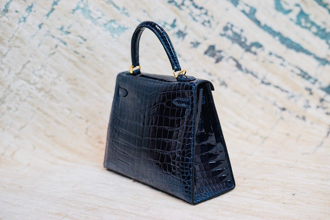 Hermes Navy Alligator KELLY 25 WITH GOLDHARDWARE