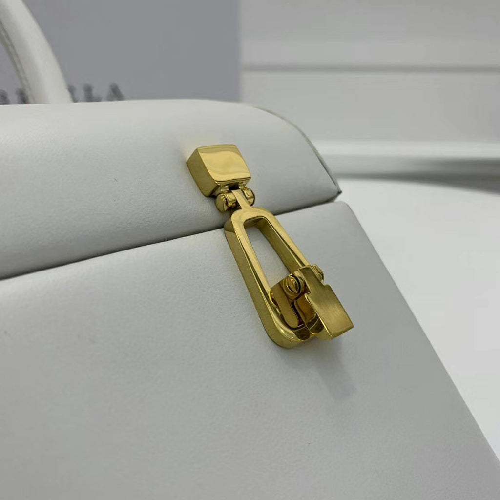 Gabriela Hearst Patsy textured-leather tote White