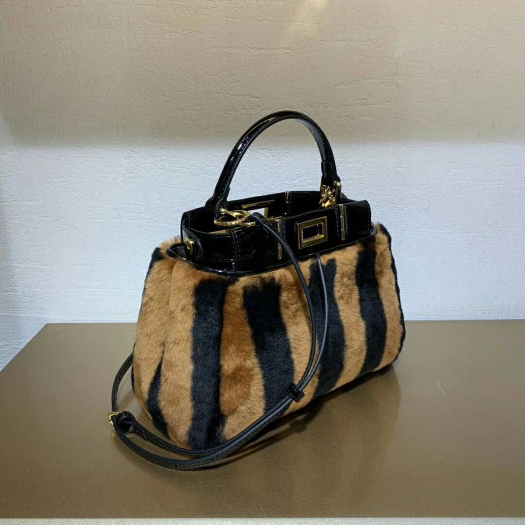 Fendi PEEKABOO ICONIC MINI Black mink bag