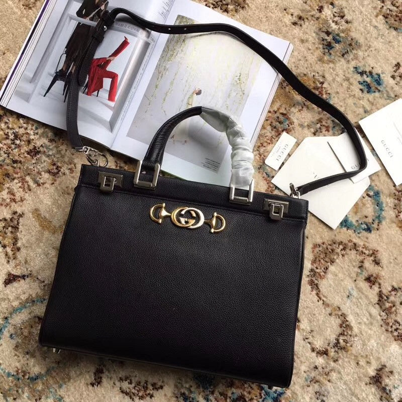 Gucci Zumi grainy leather medium top handle bag Black