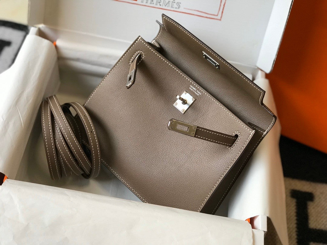 Hermes Etoupe Kelly Danse Bag Swift Leather Palladium Hardware