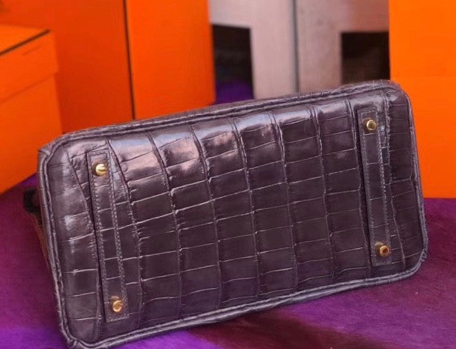 Hermes Violette  Birkin 30 in Porosus  Crocodile with Gold hardware