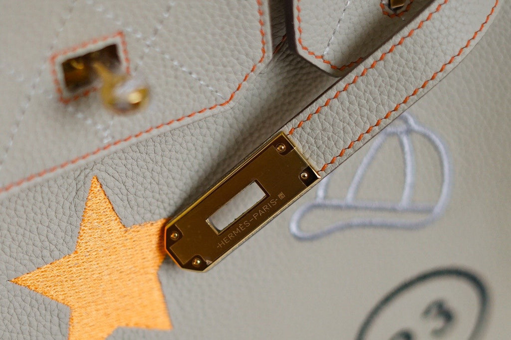 [Exclusive] Hermes Birkin Banane In-The-Loop 30 cm Embroidered Limited Edition Bag Togo Leather Gold Hardware