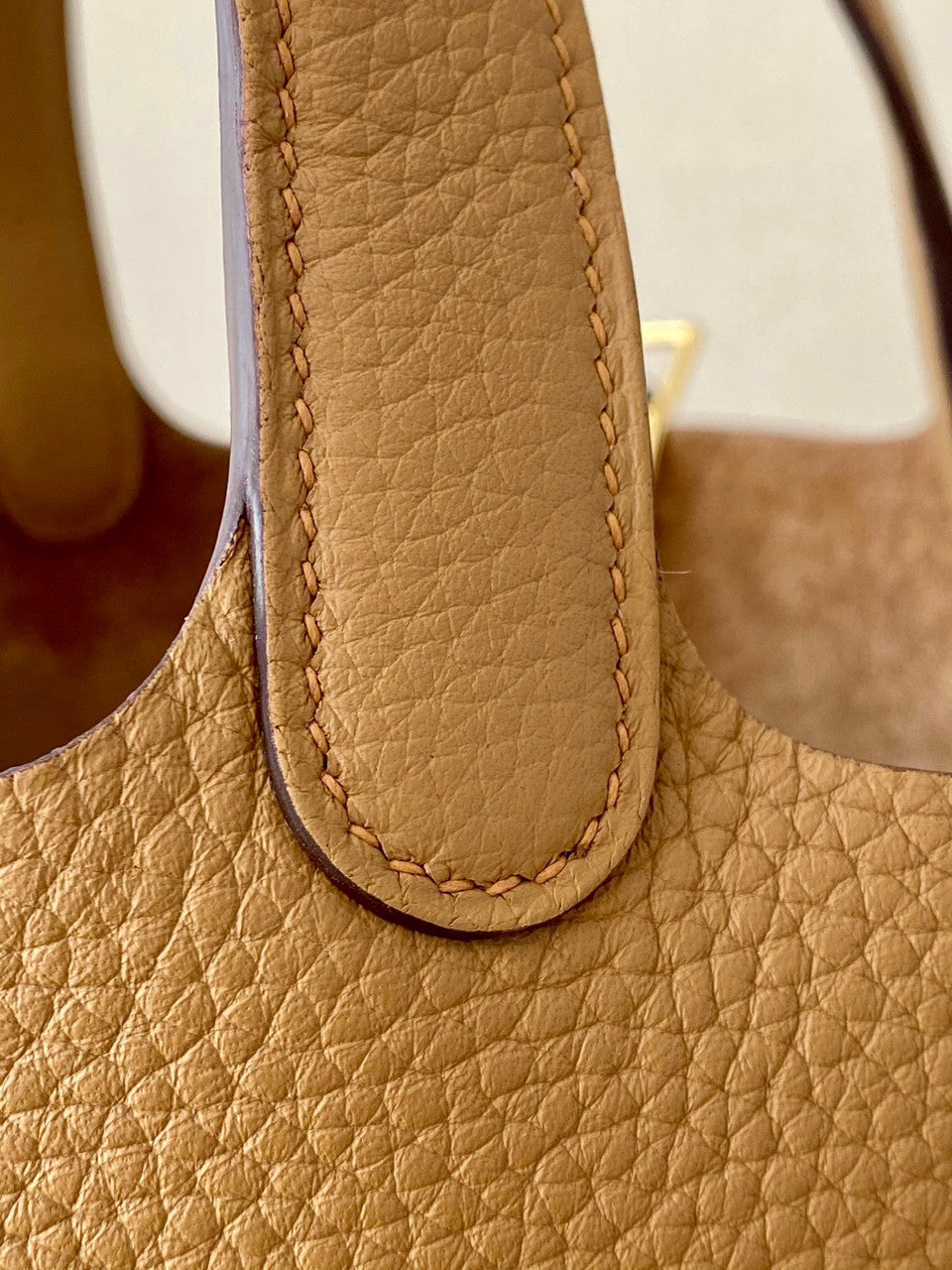 Hermes 4B Biscuit Picotin Lock 18 Togo Leather Bag