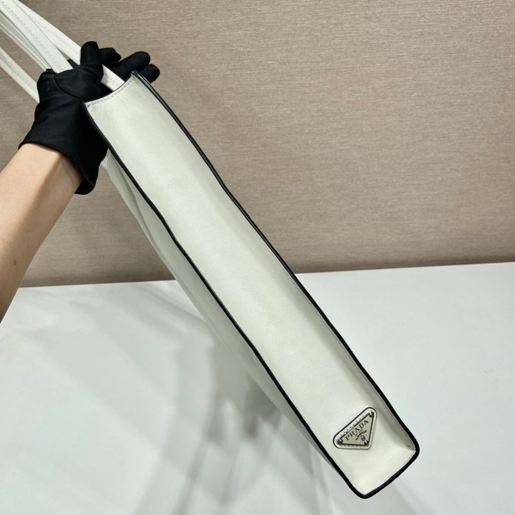 Prada Leather tote White