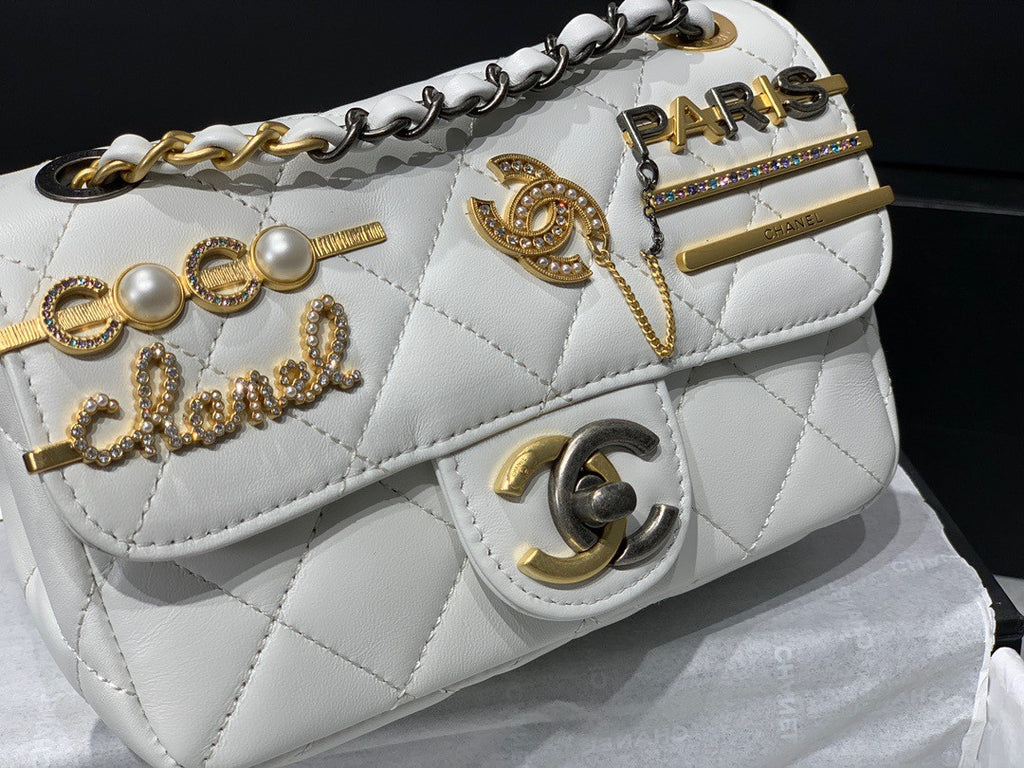 Chanel SMALL FLAP BAG WHITE AS2979 SS2022