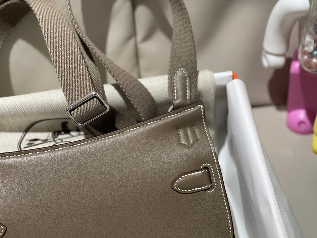 Hermès Jypsiere Mini Etoupe Evercolor Palladium Hardware