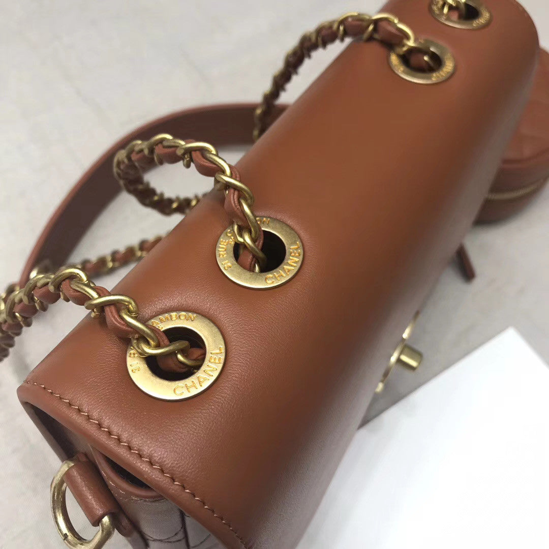 CHANEL Flap Bag & Coin Purse Beige