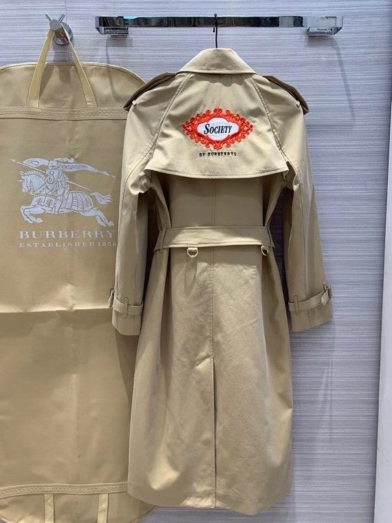 Burberry Archive Scarf Print-lined Trench Coat
