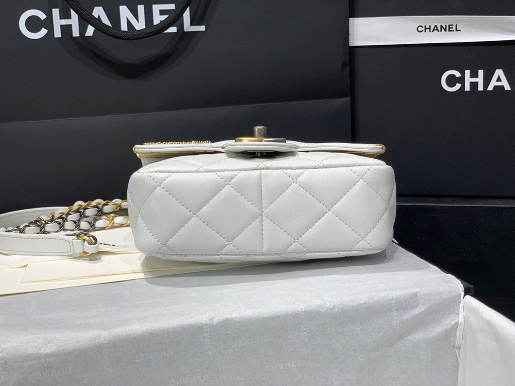 Chanel SMALL FLAP BAG WHITE AS2979 SS2022