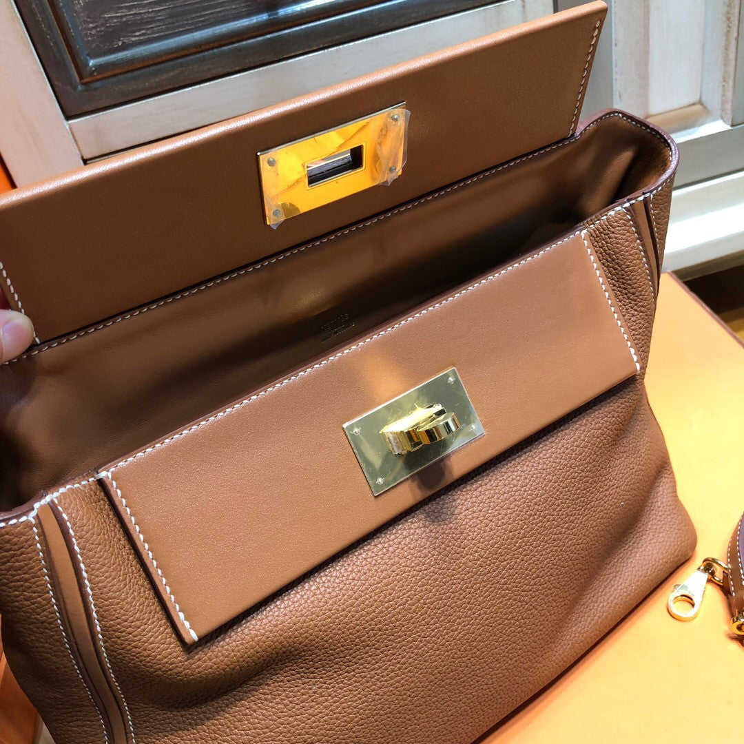 Hermes Kelly 24/24 Gold Swift & Togo Leather with Gold Hardware