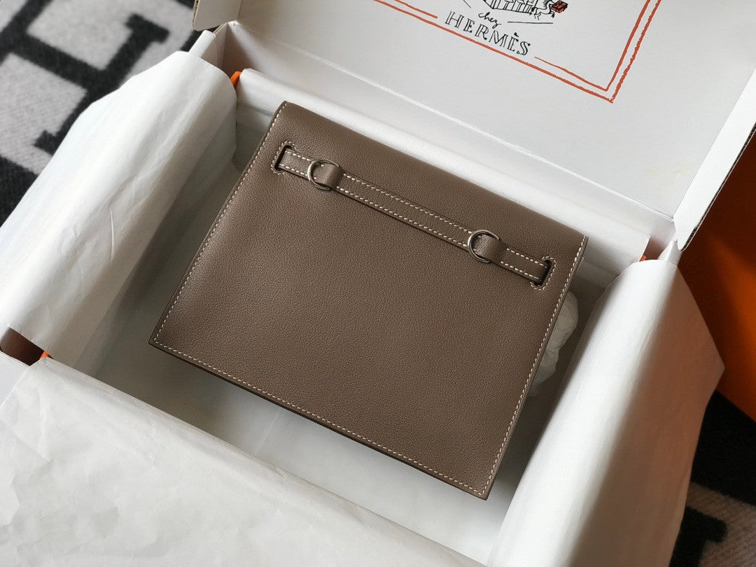 Hermes Etoupe Kelly Danse Bag Swift Leather Palladium Hardware