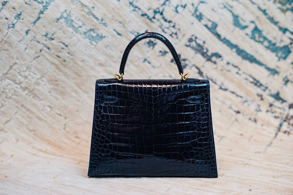 Hermes Navy Alligator KELLY 25 WITH GOLDHARDWARE