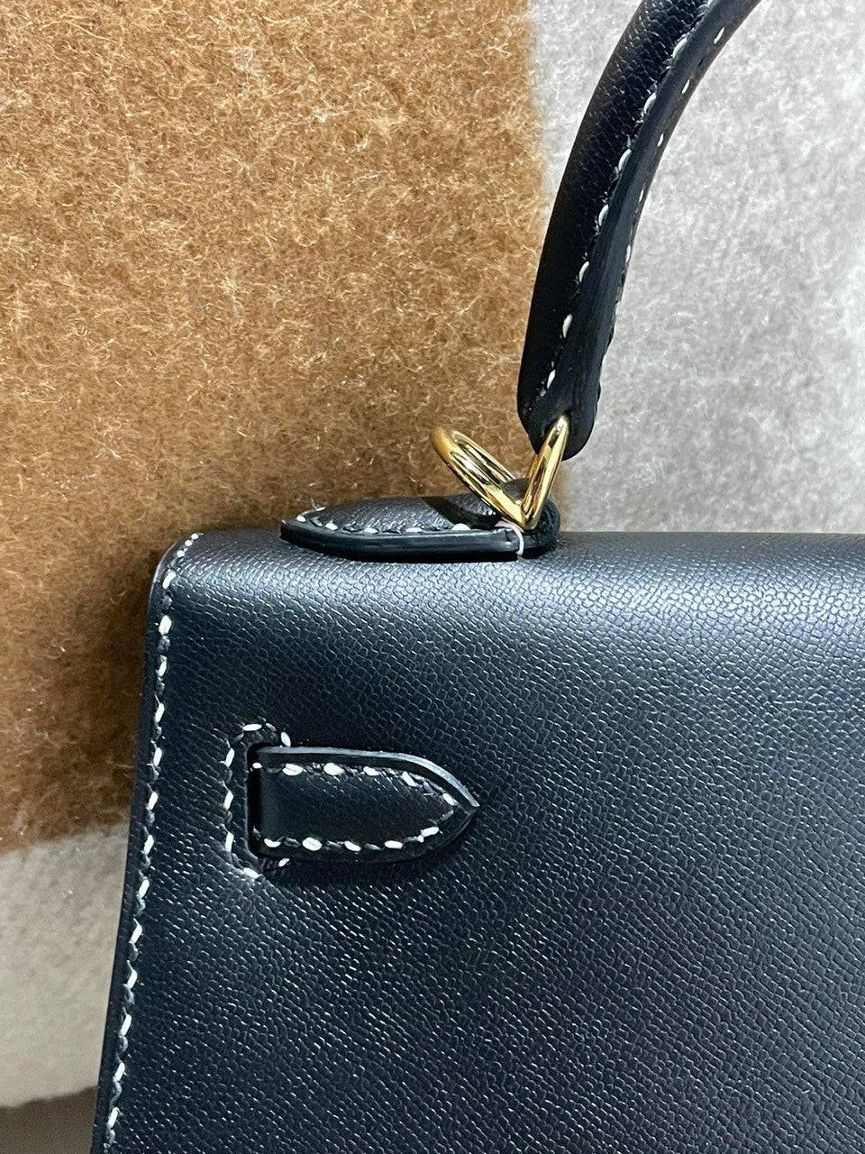HERMES LIMITED EDITION KELLY 25 MISS YOU SELLIER UN POINT SUR DEUX NOIR BLACK MONSIEUR GOLD HARDWARE
