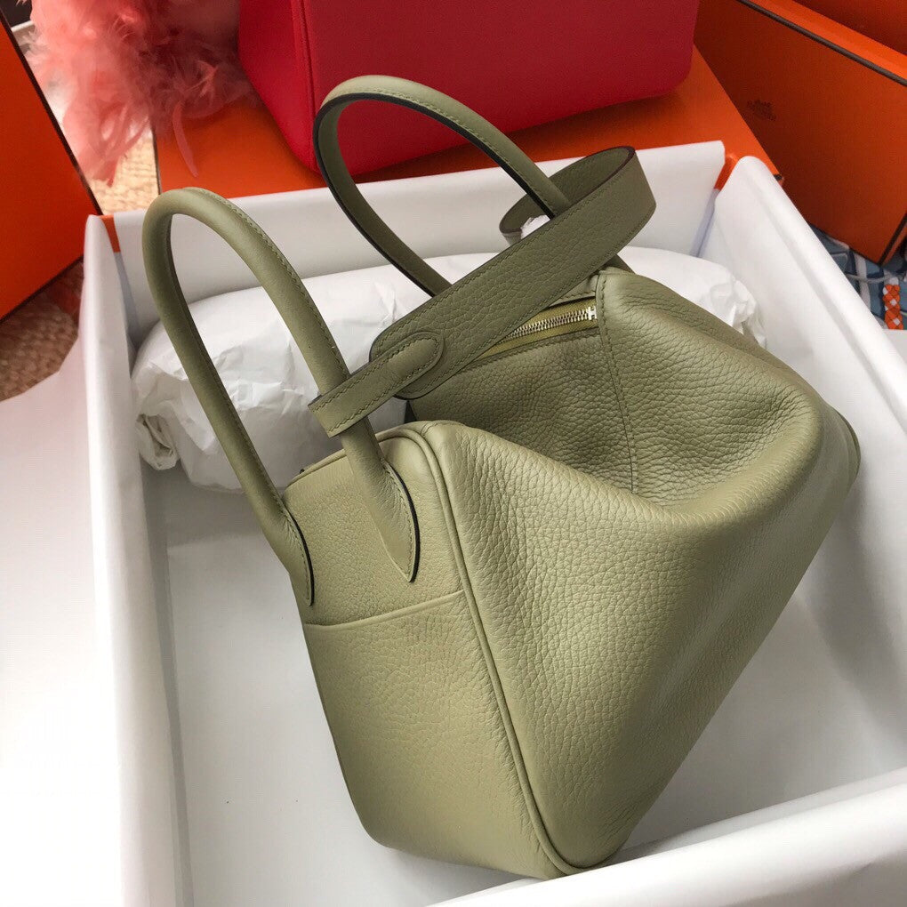 Hermes  Sauge Lindy 26 Togo Palladium Hardware