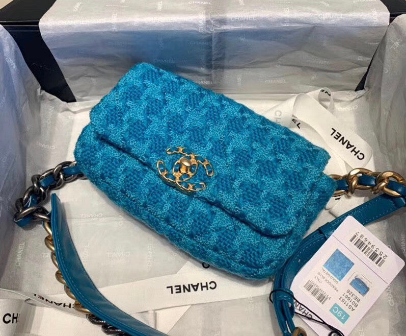 CHANEL 19 Waist Bag Blue