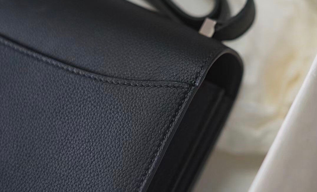 Hermes 2002 Bag Black