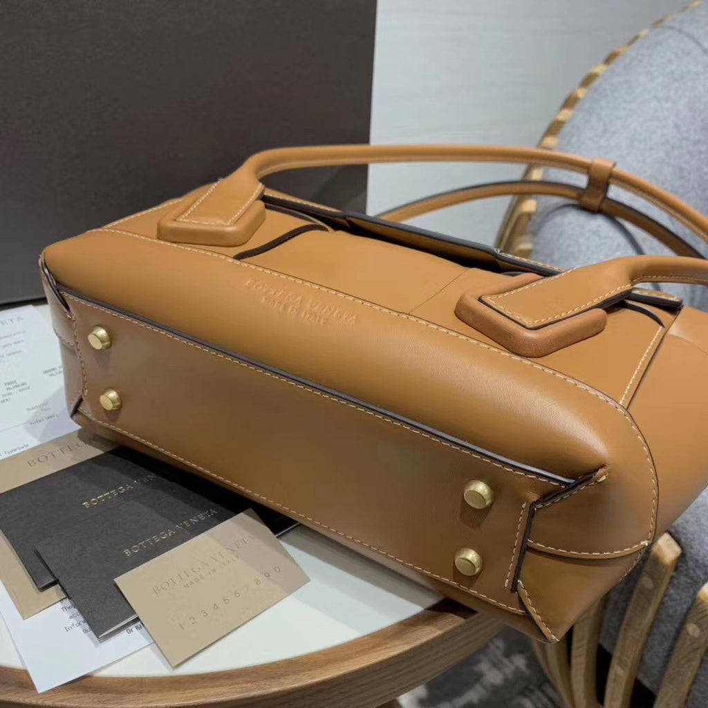 Bottega Veneta ARCO 33 BAG IN FRENCH CALFSKIN Wood
