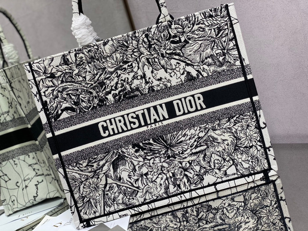 Christian Dior DIOR BOOK TOTE Latte Multicolor Dior Zodiac Embroidery