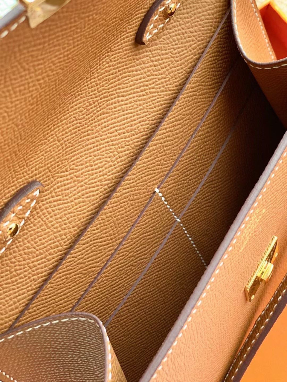 Hermes Clic 16 wallet Gold Epsom Leather With Gold Hardware