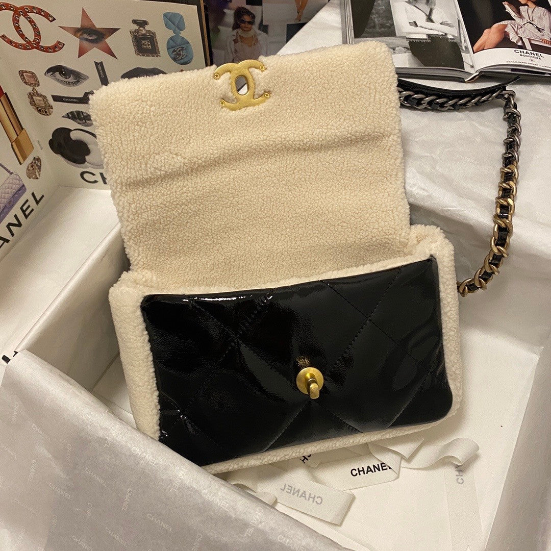 CHANEL 19 HANDBAG Black Shearling Lambskin