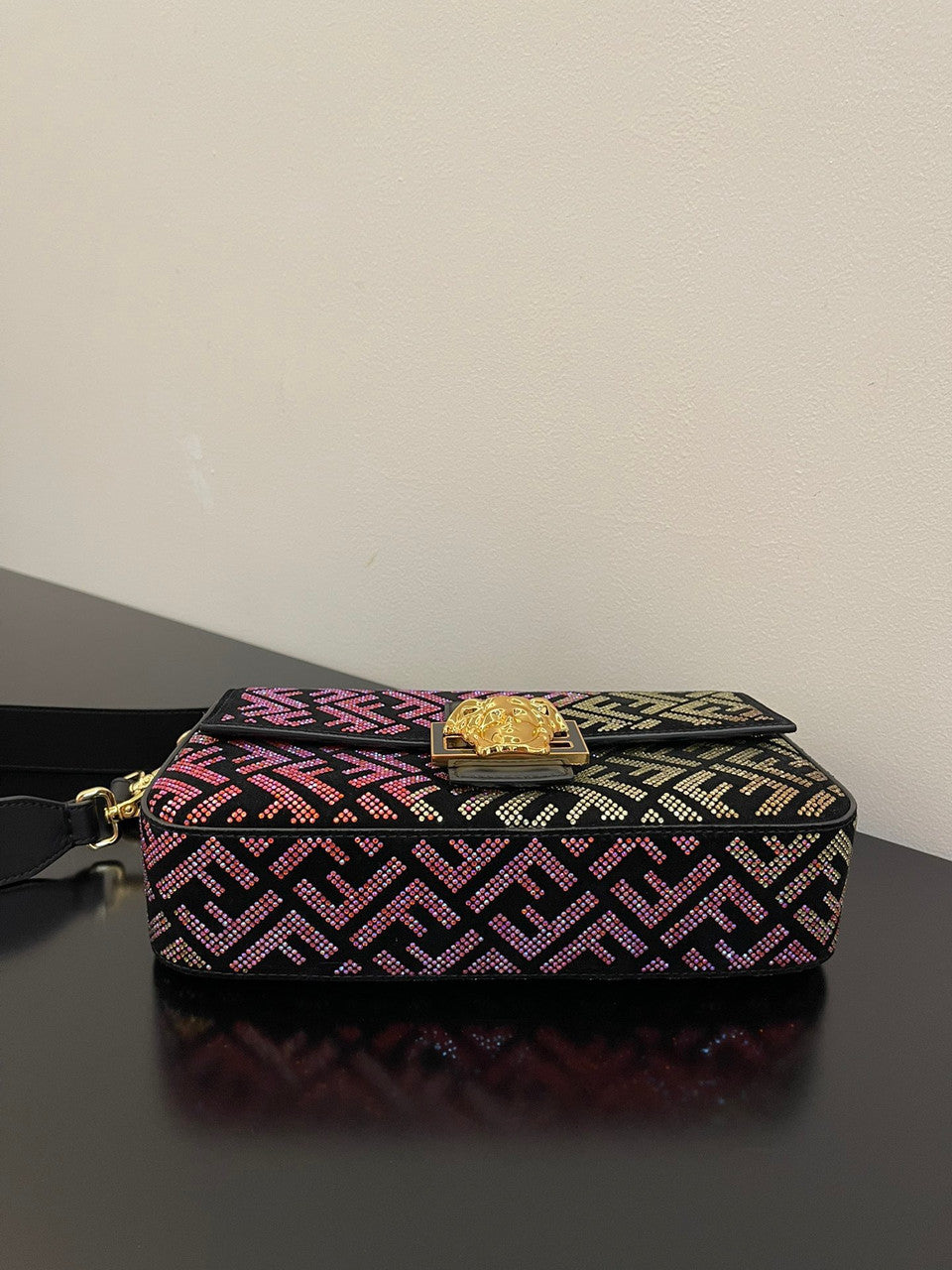 FENDACE BAGUETTE SHOULDER BAG