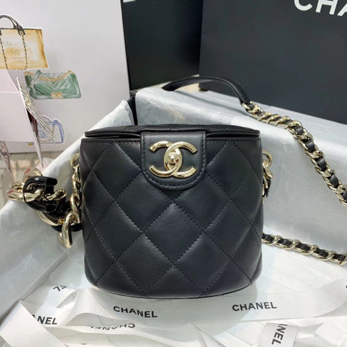 Chanel Round Vanity Case