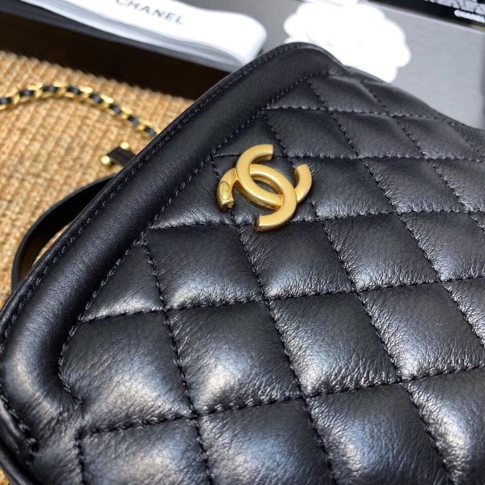 Chanel Vanity Case Black A57950