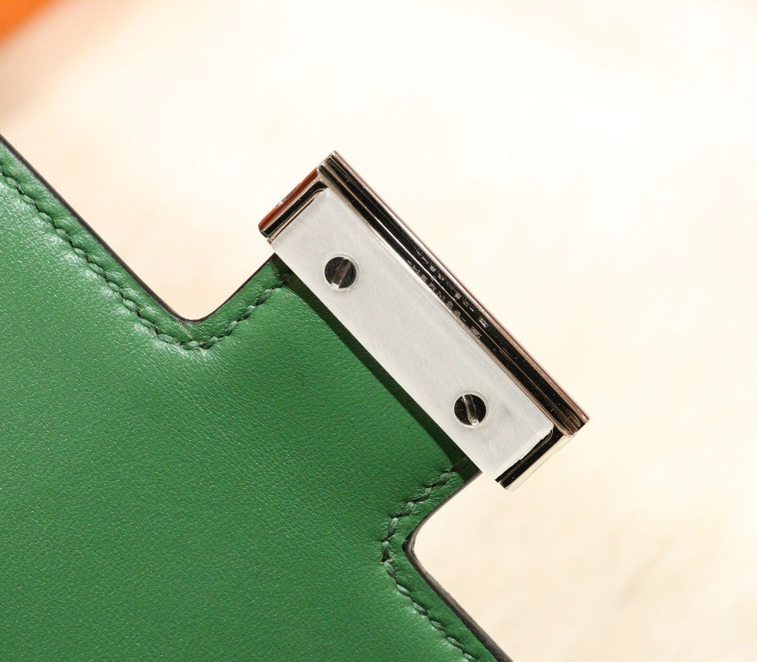 Hermes U4 Vert Vertigo Constance Epsom leather 18cm Palladium Hardware