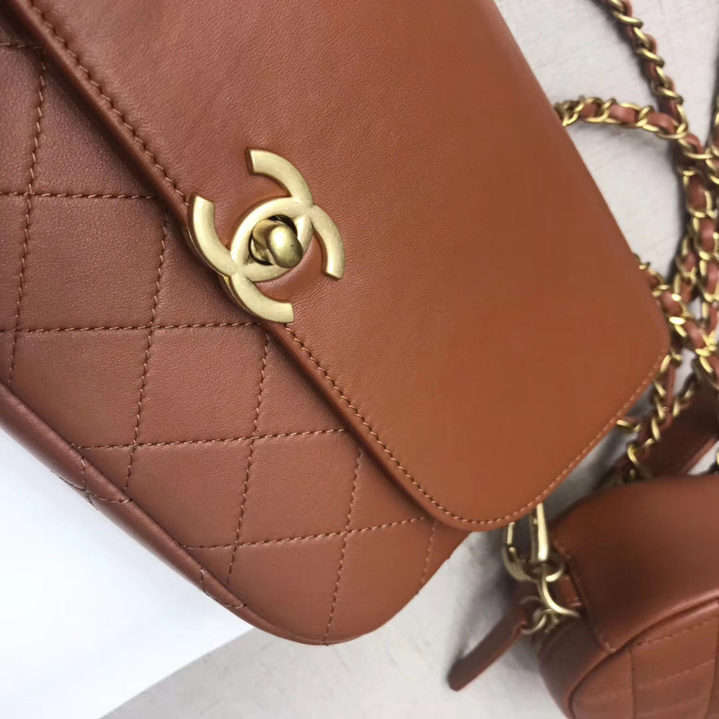 CHANEL Flap Bag & Coin Purse Beige