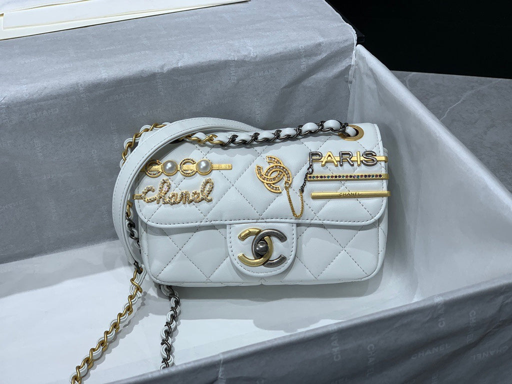 Chanel SMALL FLAP BAG WHITE AS2979 SS2022