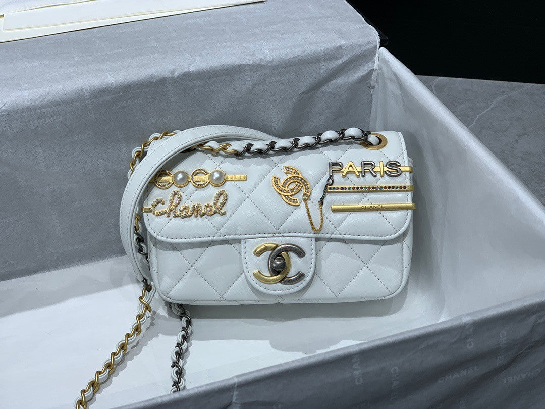 Chanel SMALL FLAP BAG WHITE AS2979 SS2022