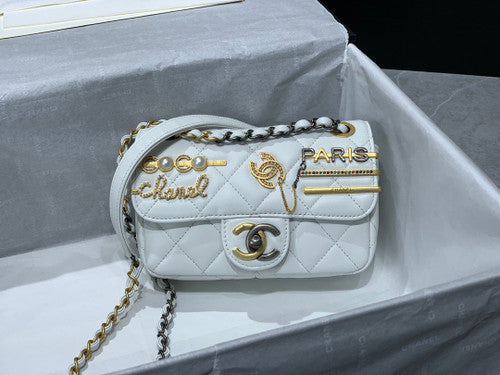 Chanel SMALL FLAP BAG WHITE AS2979 SS2022