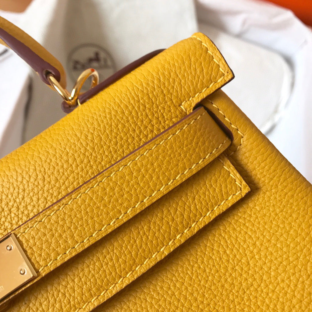 Hermes  JAUME AMBRE  Kelly 28 cm Gold Hardware
