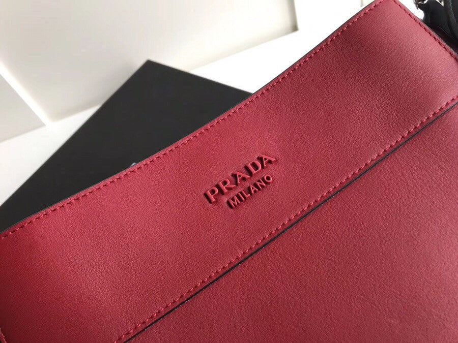 Prada Margit leather shoulder bag Red
